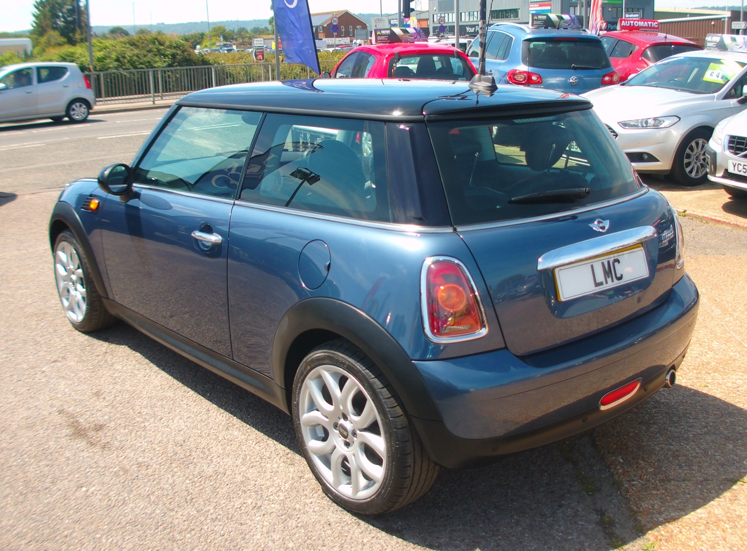 Mini Hatch 2009 - Cars in Eastbourne