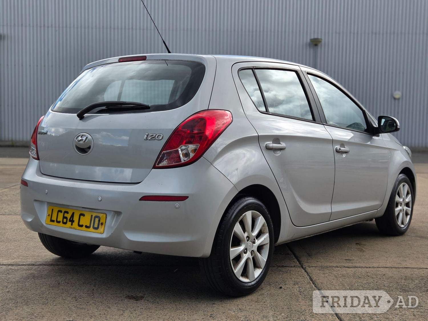 [ berth ]Hyundai i20