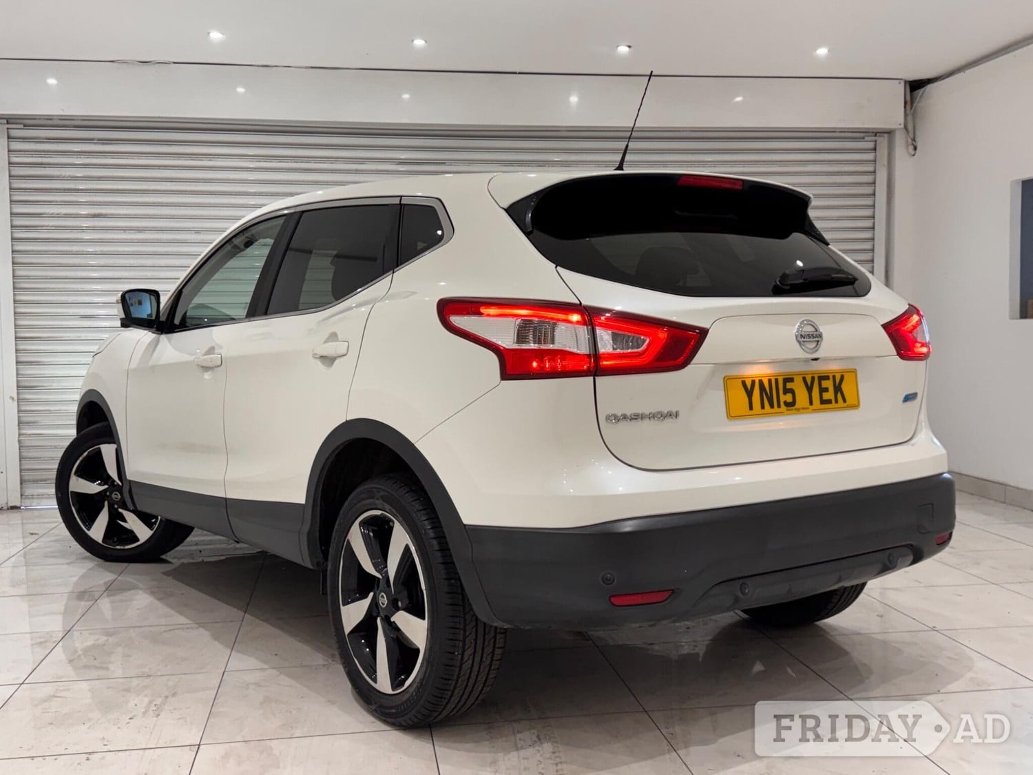 Nissan Qashqai 2015 - Cars