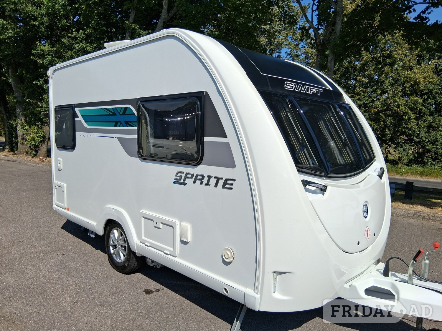 Swift Sprite Compact 2024 - Motorhomes & Caravans in Wimborne