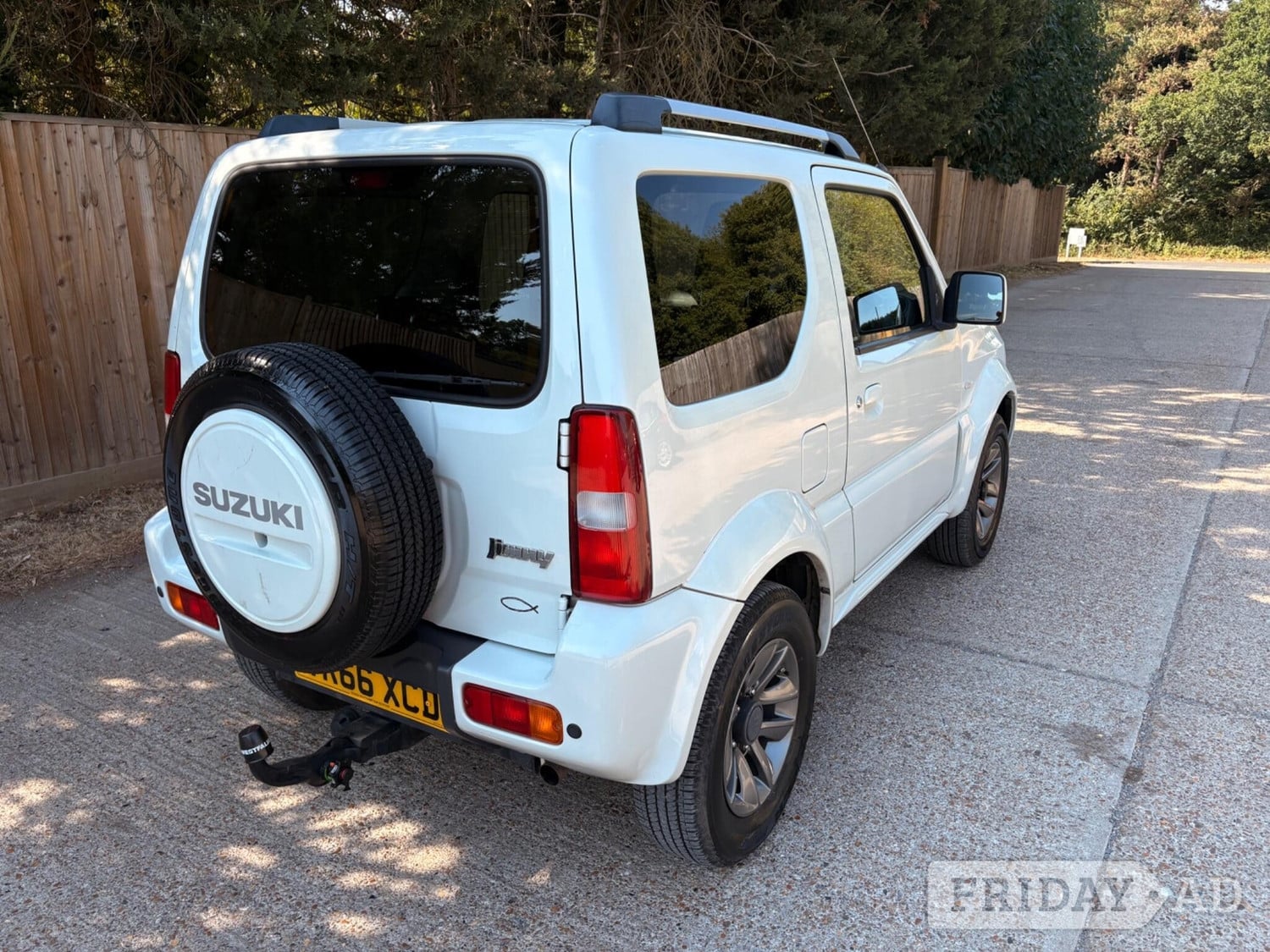 Suzuki Jimny 2016 - Cars in Tonbridge