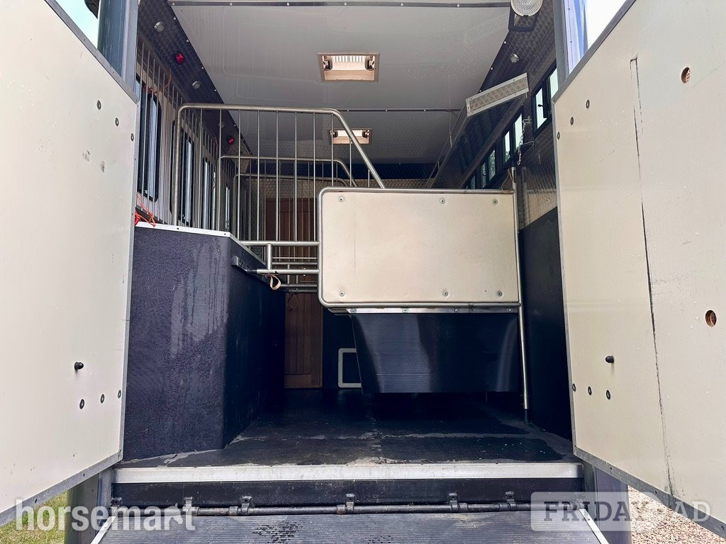 Custom  Daf Trucks Horsebox - Trailers & Horseboxes in Charlecote
