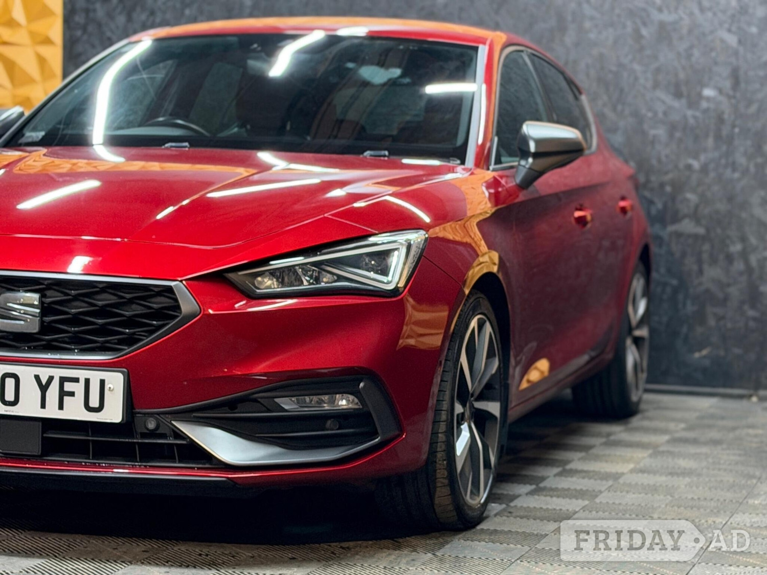 SEAT Leon 2020 - Cars