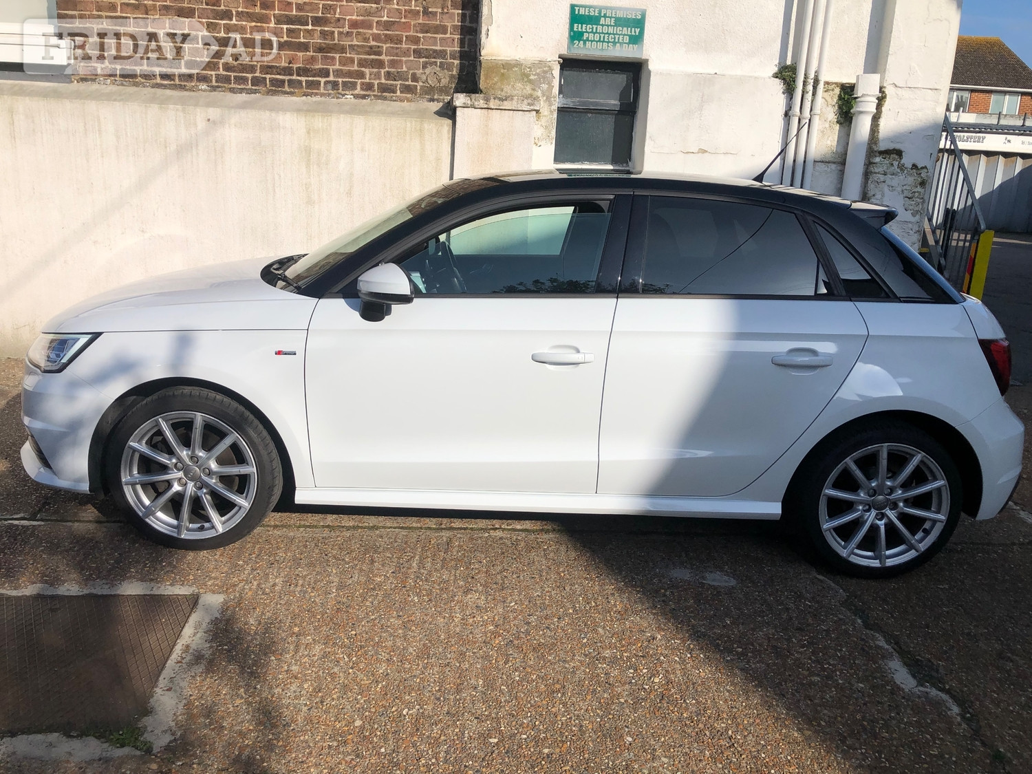 [ berth ]Audi A1