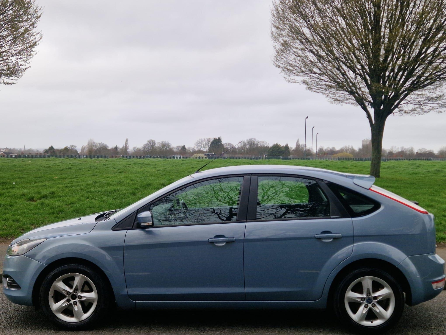 [ berth ]Ford Focus