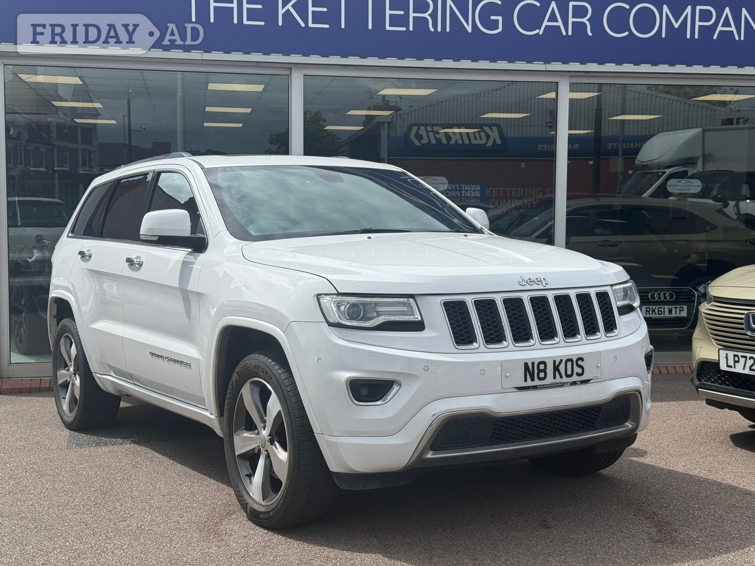 Jeep Grand Cherokee 2016 in Kettering