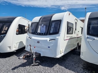 Bailey Phoenix 640 2019