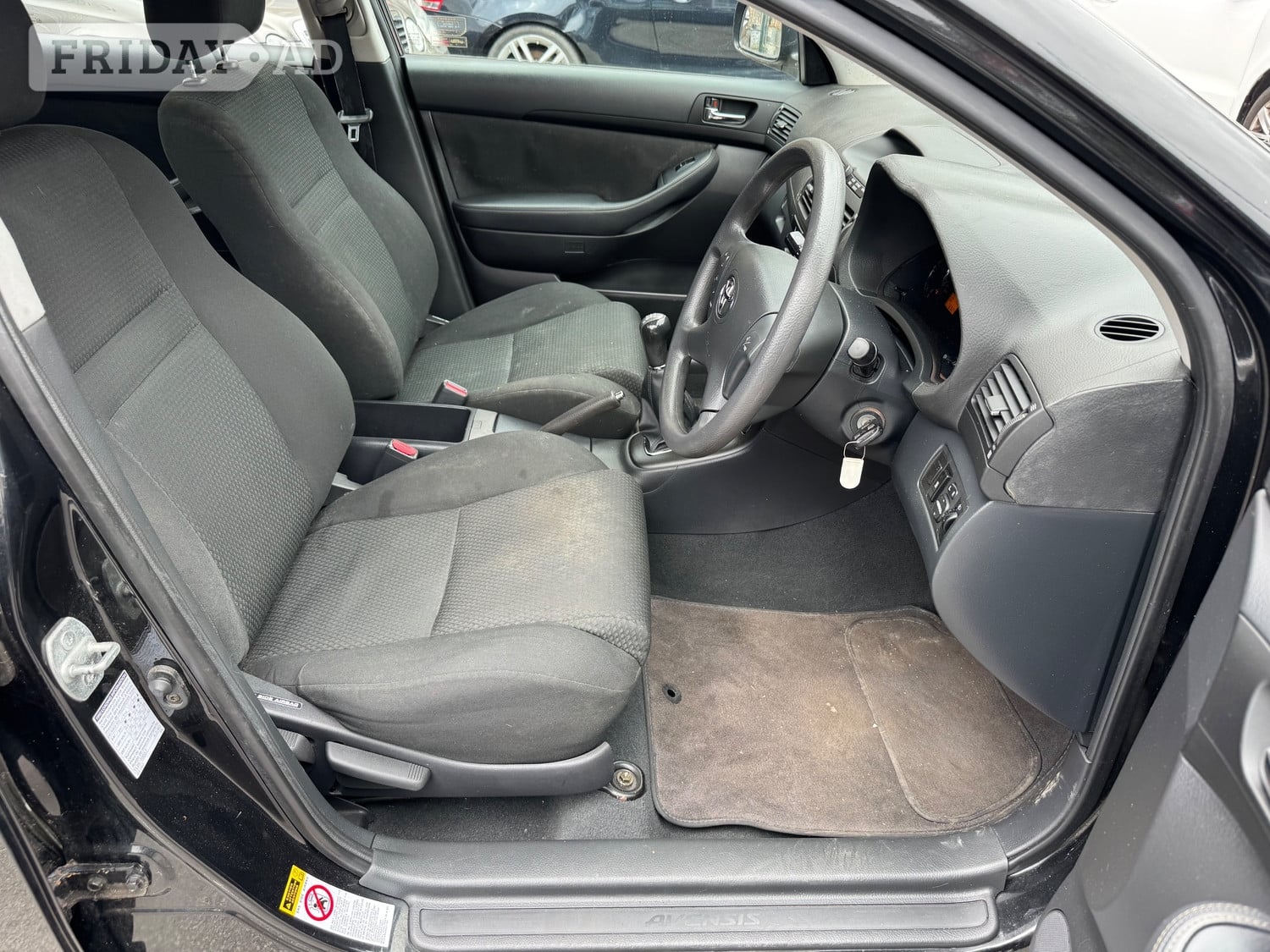 [ berth ]Toyota Avensis