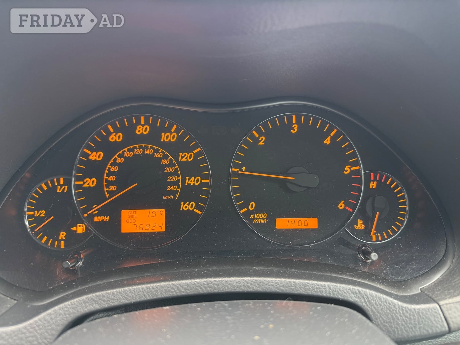 Toyota Avensis 2004 - Cars
