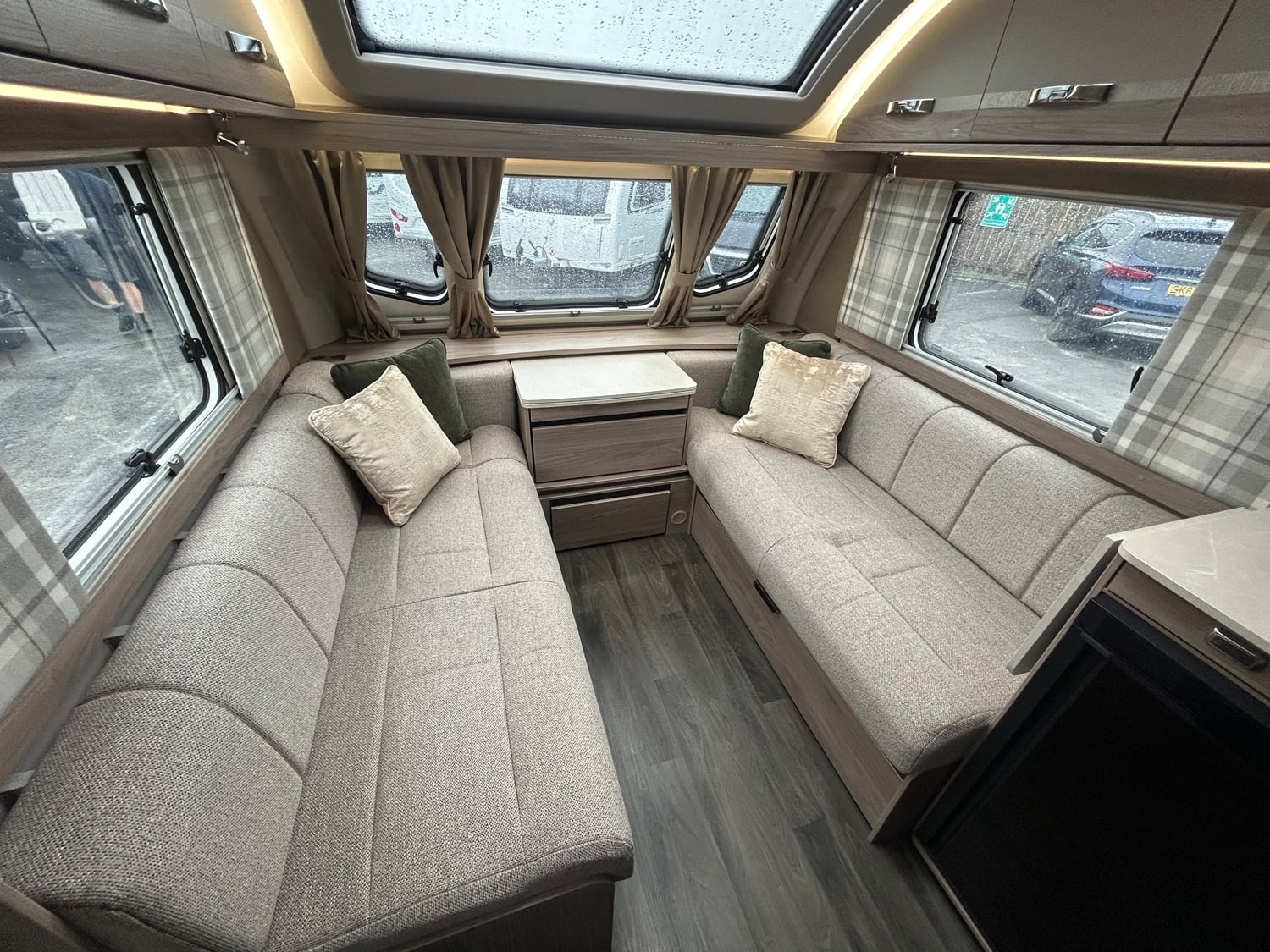 Swift Challenger 560 SE 2024 - Motorhomes & Caravans in Thirsk