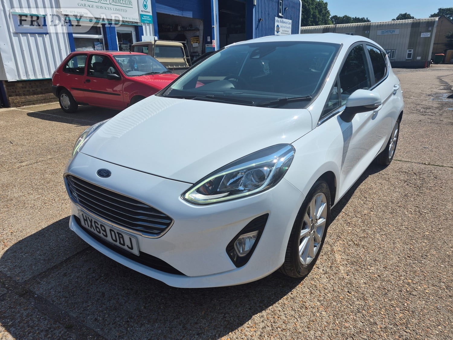[ berth ]Ford Fiesta