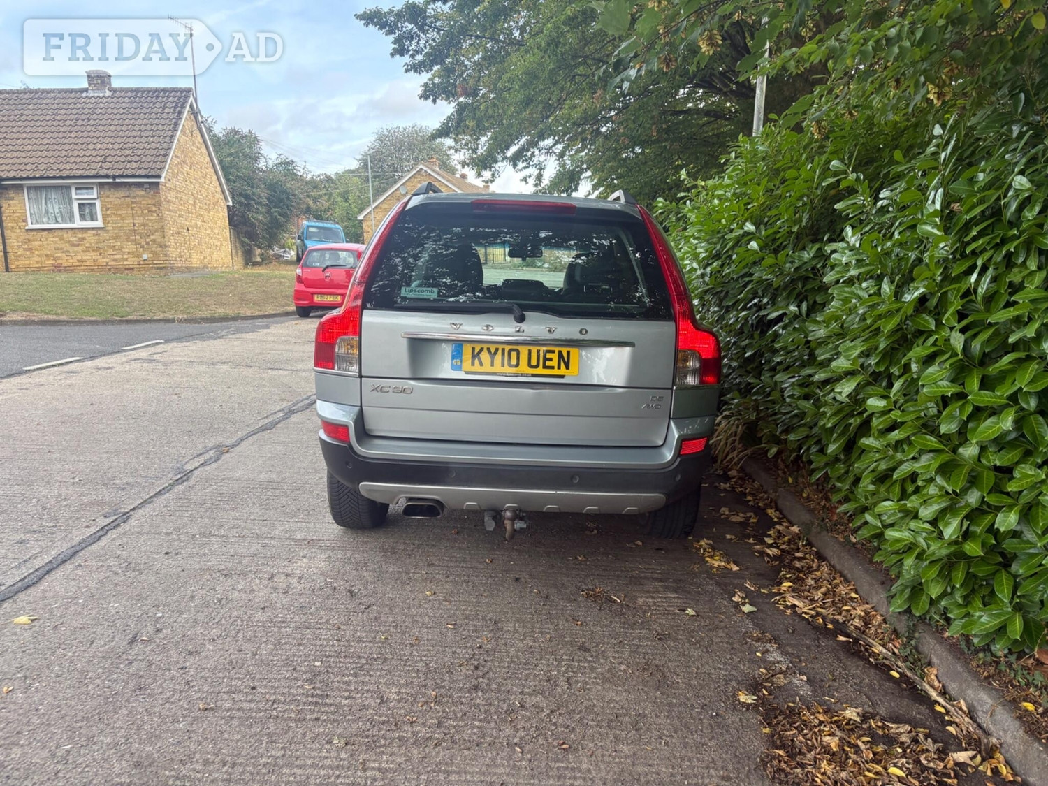 Volvo XC90 2010 - Cars