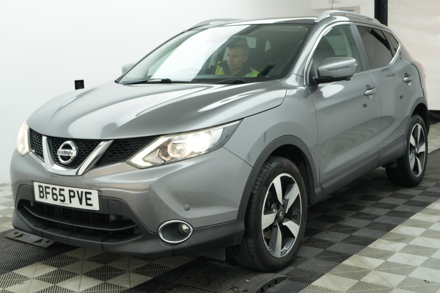 [ berth ]Nissan Qashqai
