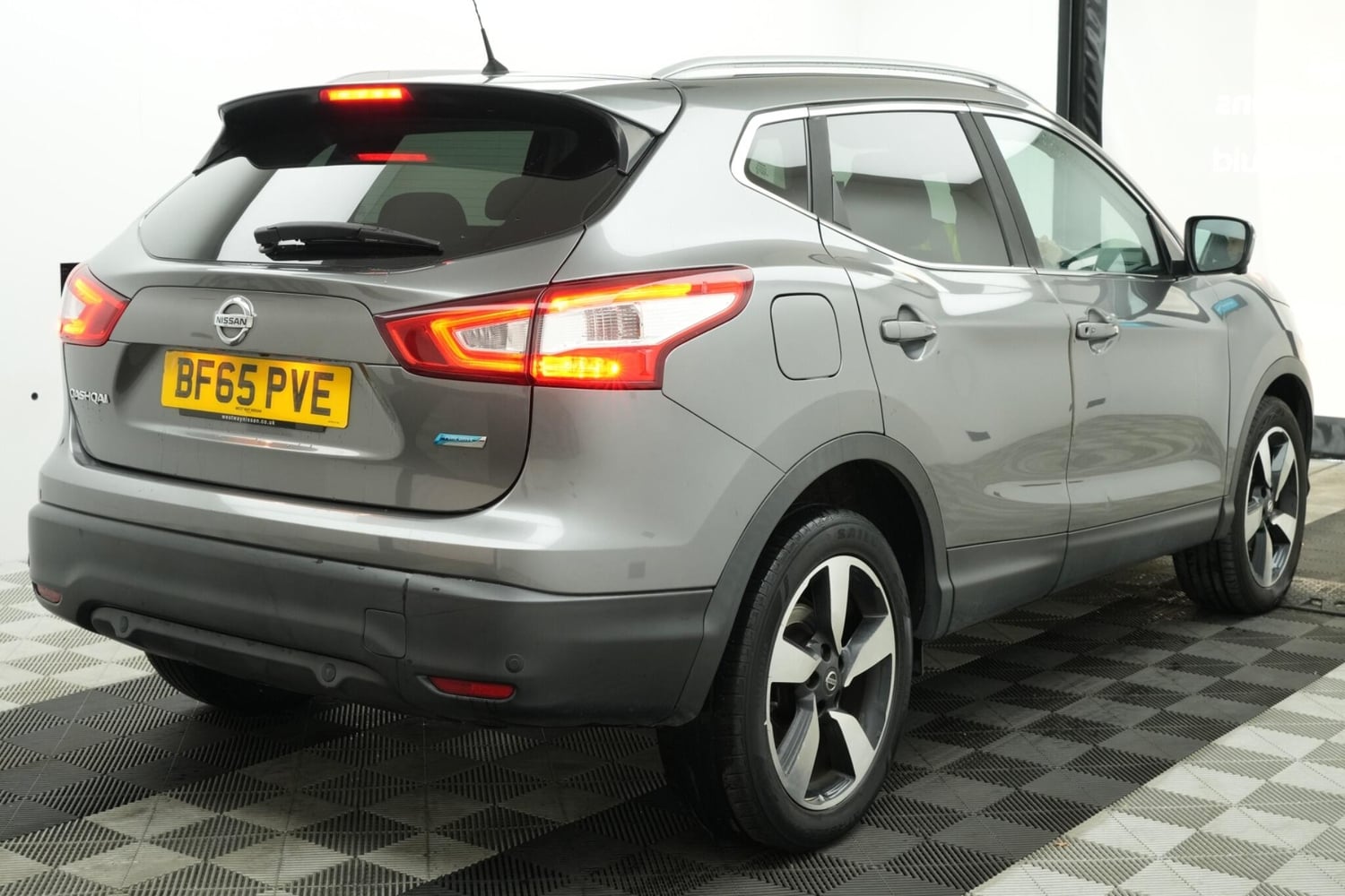 2015 Nissan Qashqai 1.5 dCi n-tec+ 2WD Euro 5 (s/s) 5dr - Cars in Lewes
