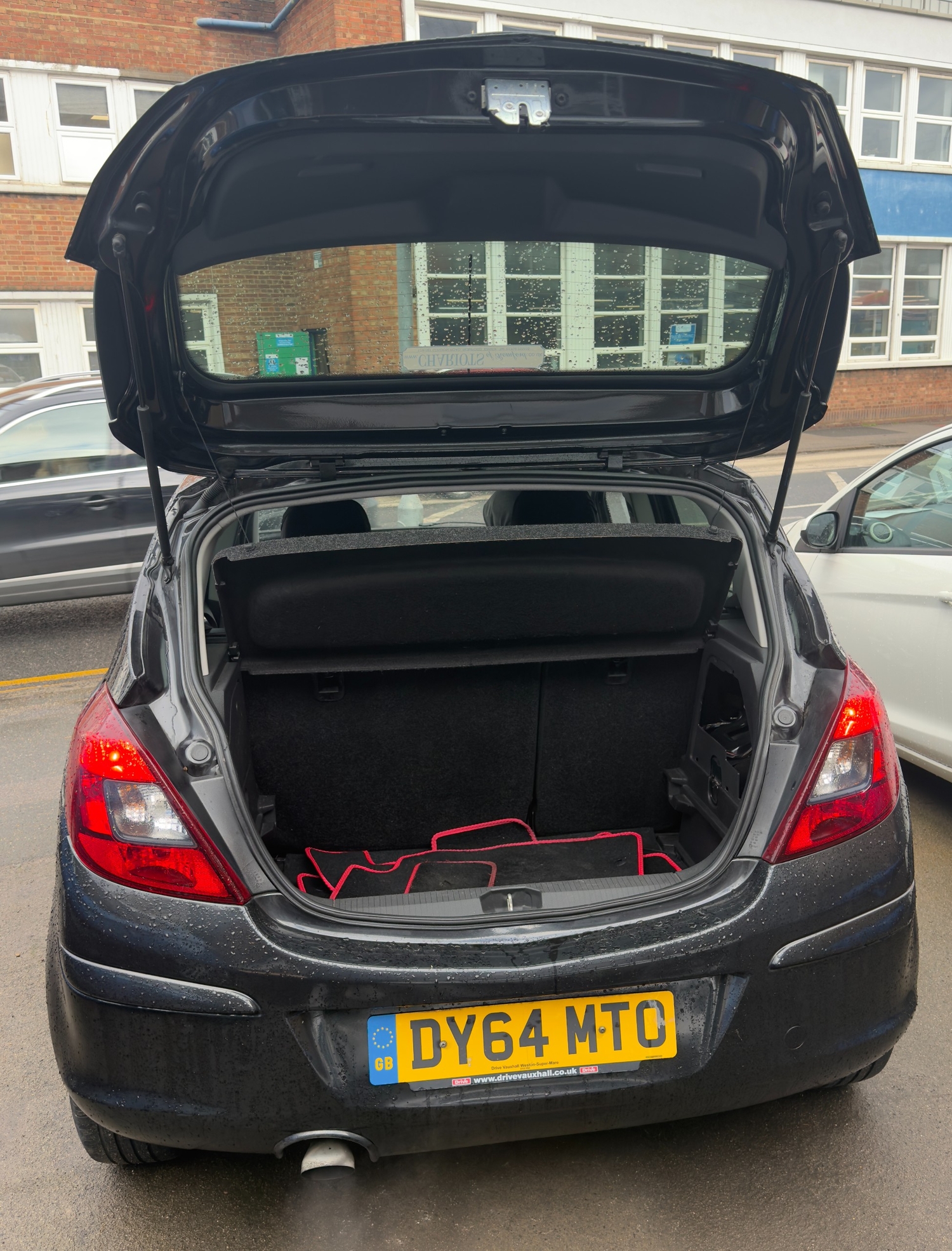 [ berth ]Vauxhall Corsa