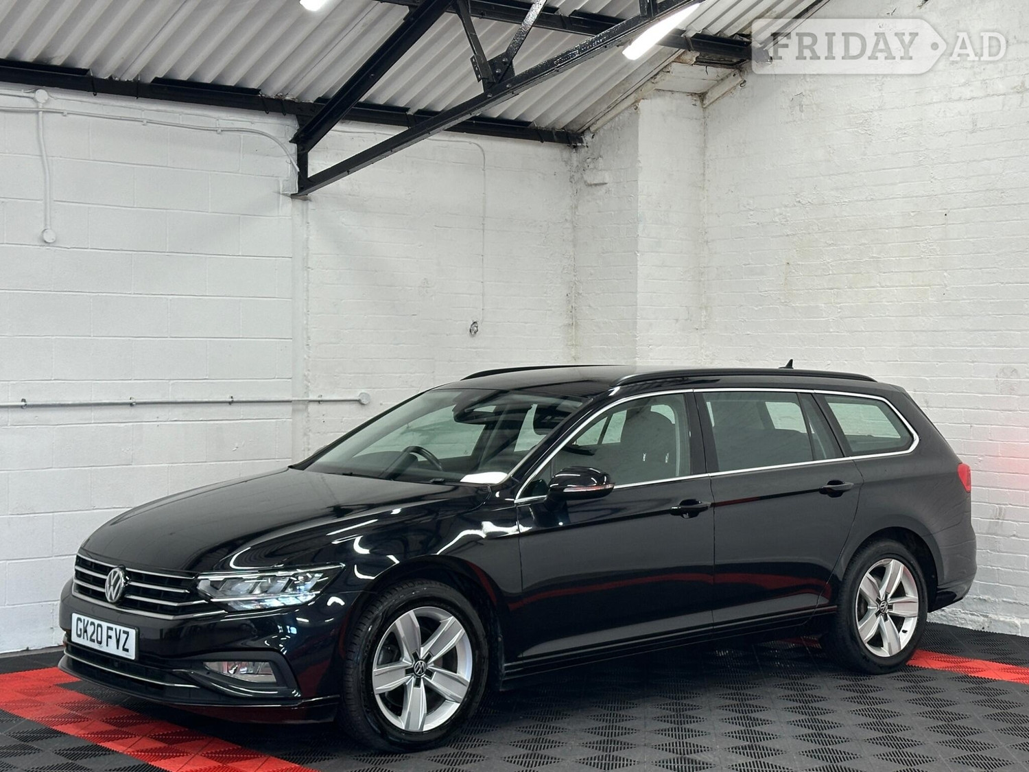 Volkswagen Passat 2020 - Cars