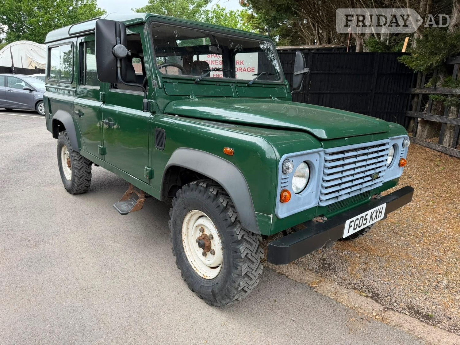 Land Rover Defender 110 2005 in Addlestone