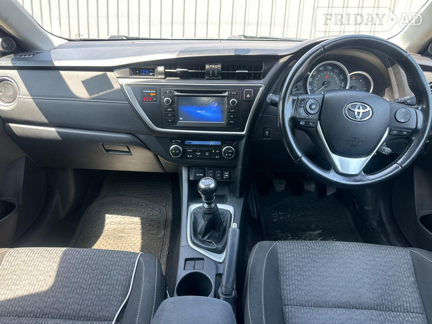 [ berth ]Toyota Auris