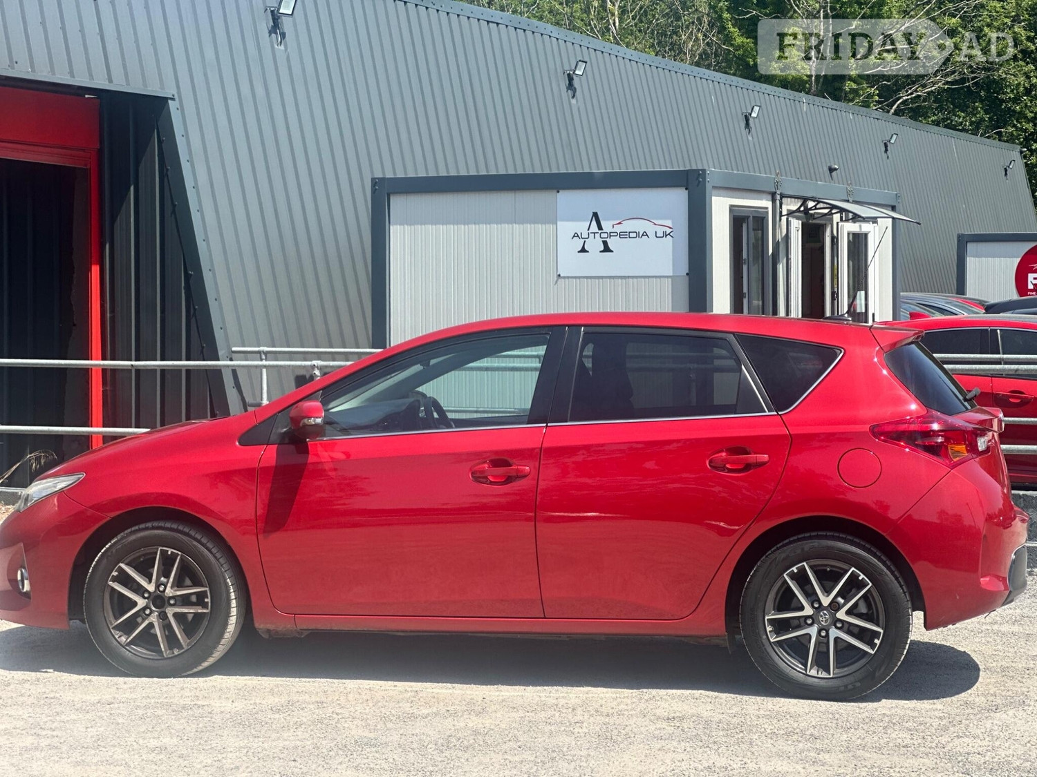 Toyota Auris 2014 - Cars