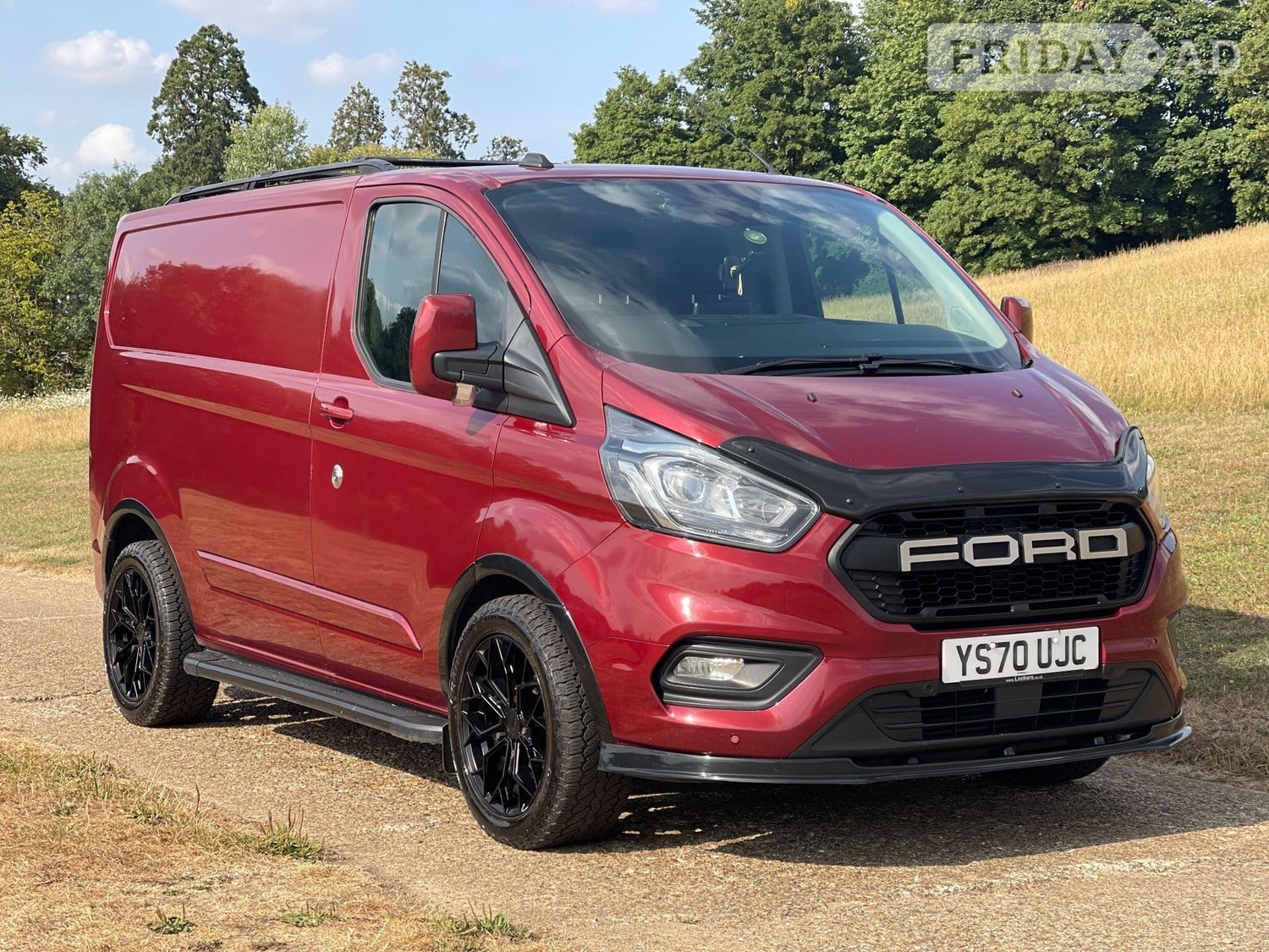[ berth ]Ford Transit Custom