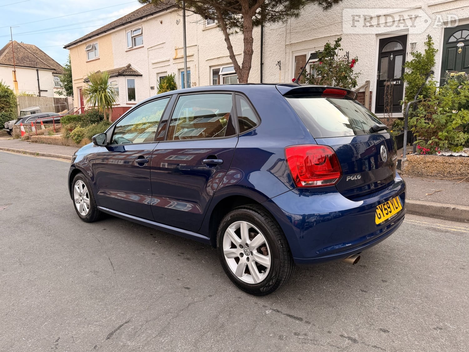 Volkswagen Polo 2009 - Cars in Brighton