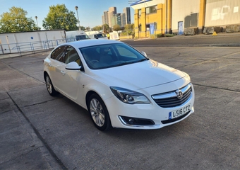 Vauxhall Insignia 2016