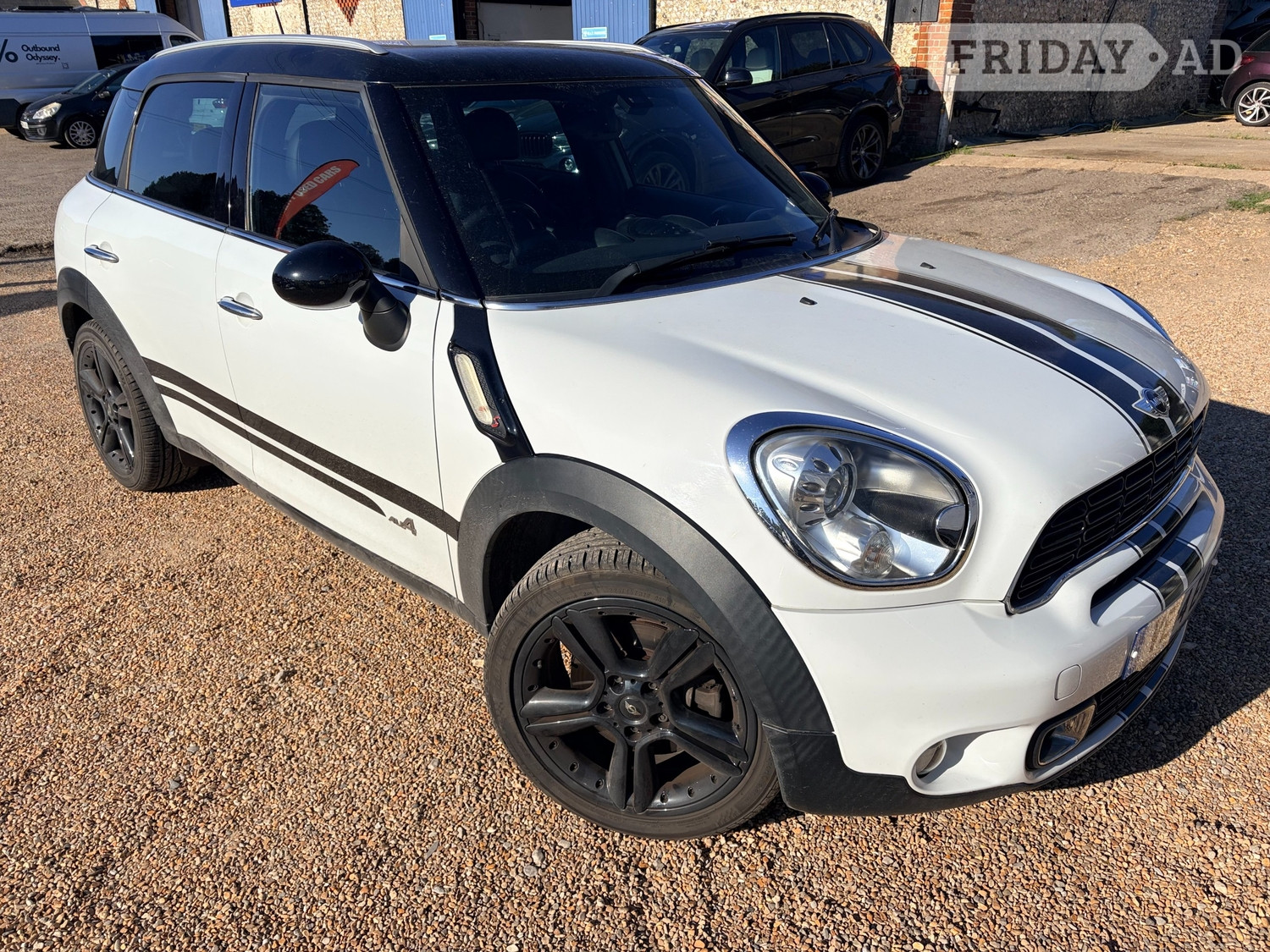 [ berth ]Mini Countryman