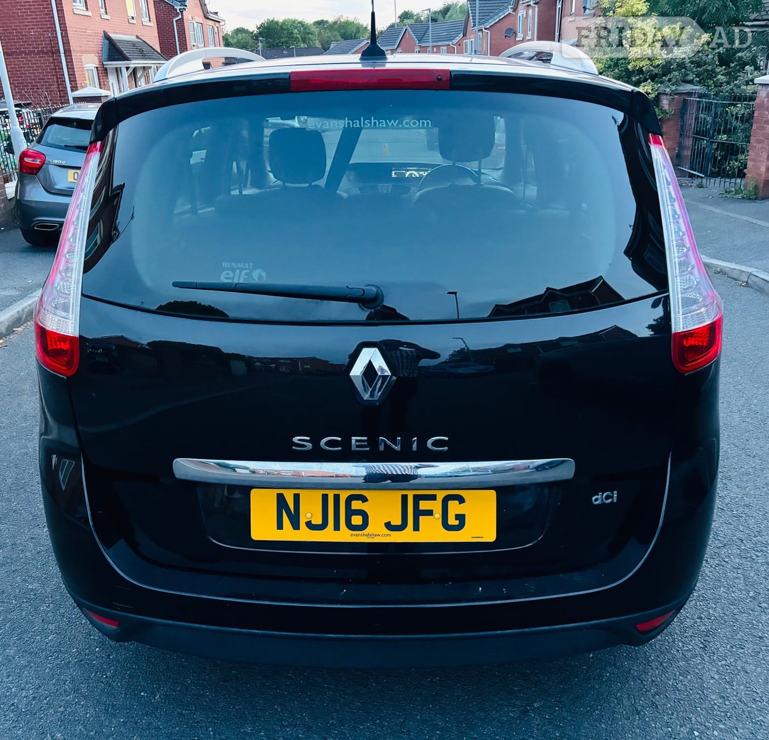 [ berth ]Renault Grand Scenic