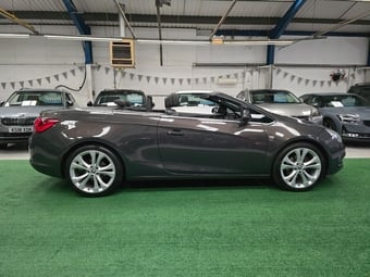 Vauxhall Cascada 2013