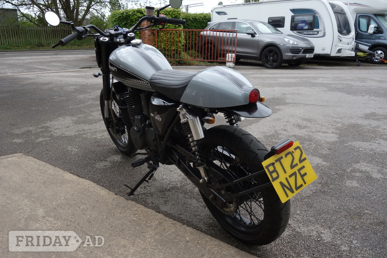 Mash Motorcycles Dirt Track 2022 - Motorbikes, Scooters & Quads