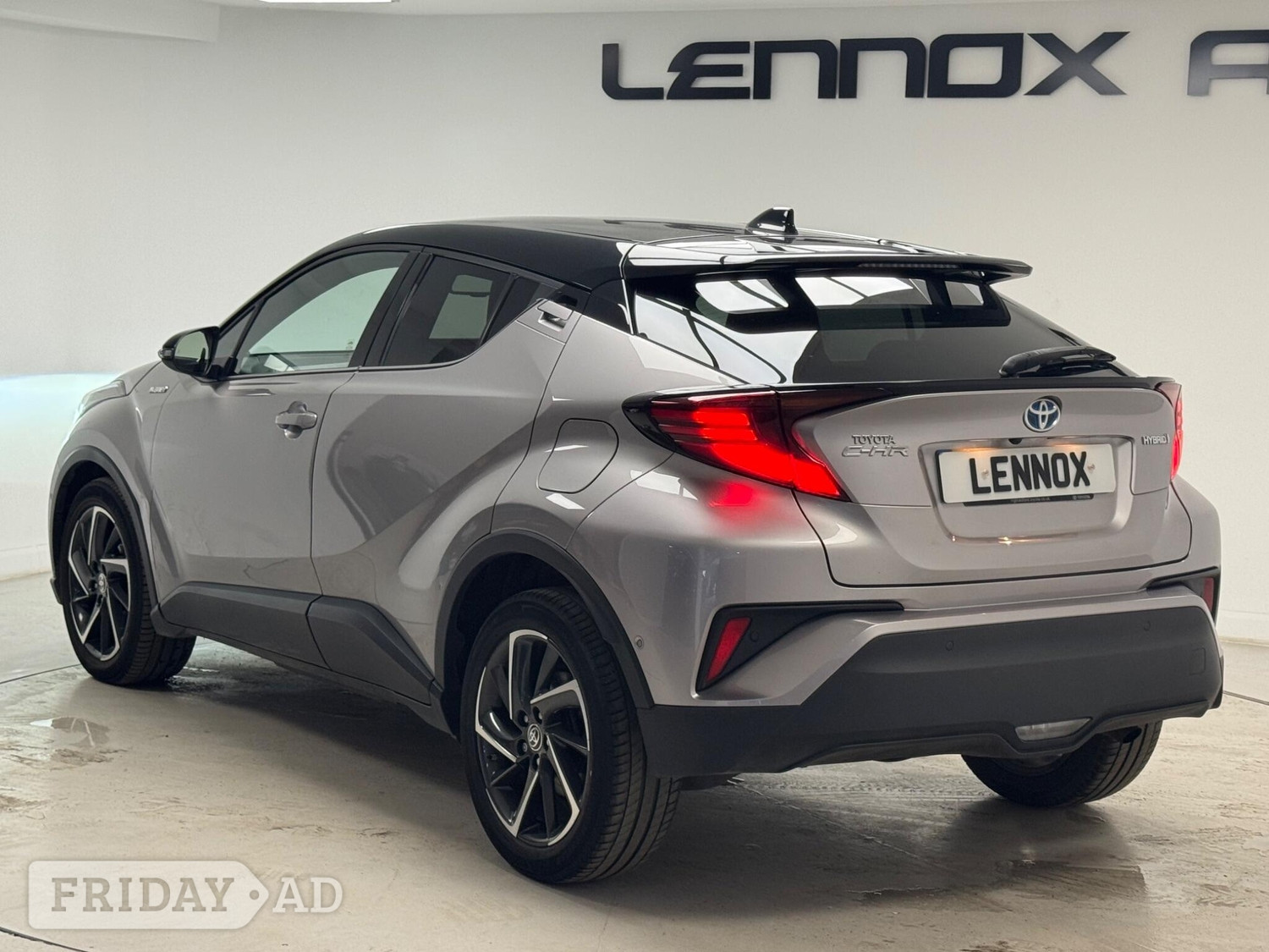Toyota C-HR 2020 - Cars in Brent