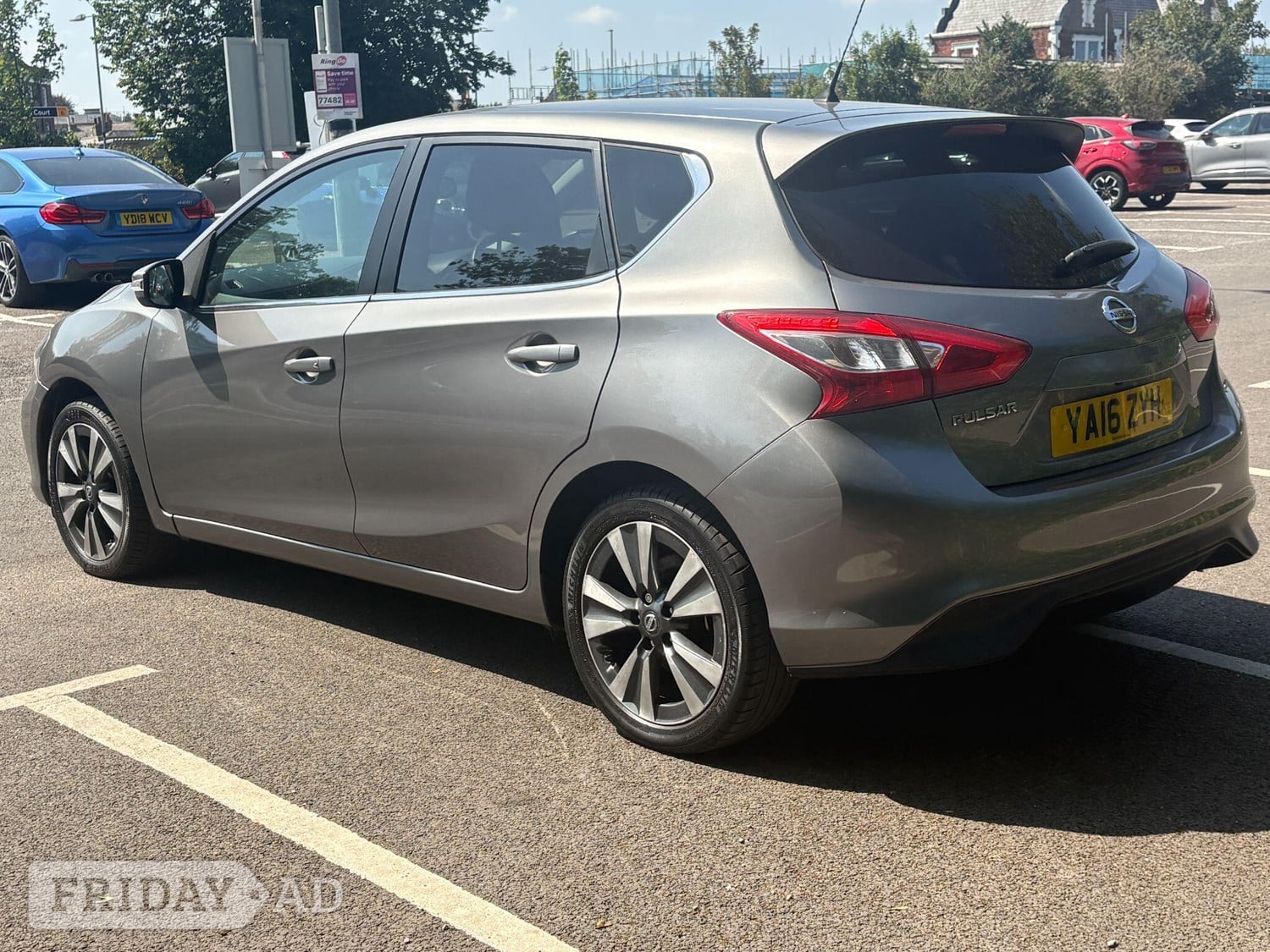 Nissan Pulsar 2016 - Cars in East Molesey