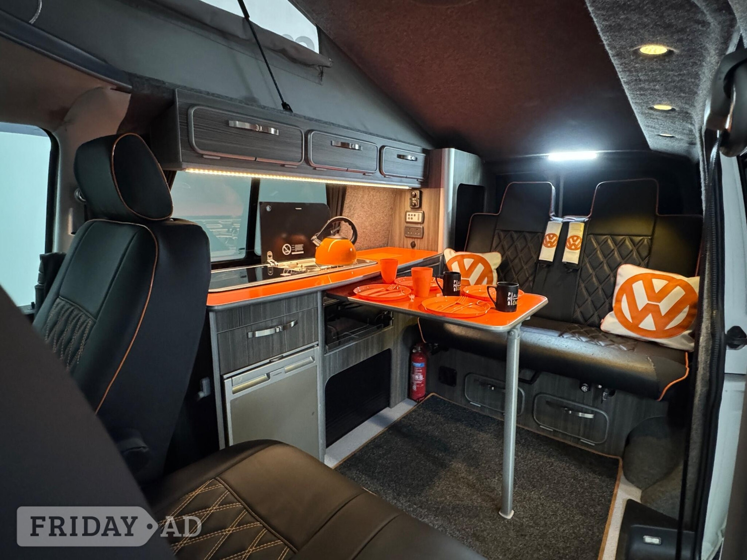 Volkswagen Transporter 2016 - Vans & Commercial Vehicles in Petersfield