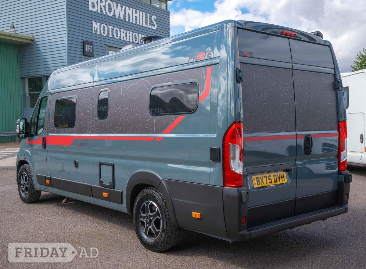 [3 berth ]Pilote V630J Evidence 140BHP Auto Fiat 140BHP