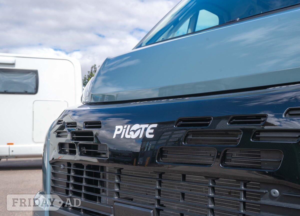 Pilote V630J Evidence 140BHP Auto Fiat 140BHP 2025 for sale - Motorhomes & Caravans