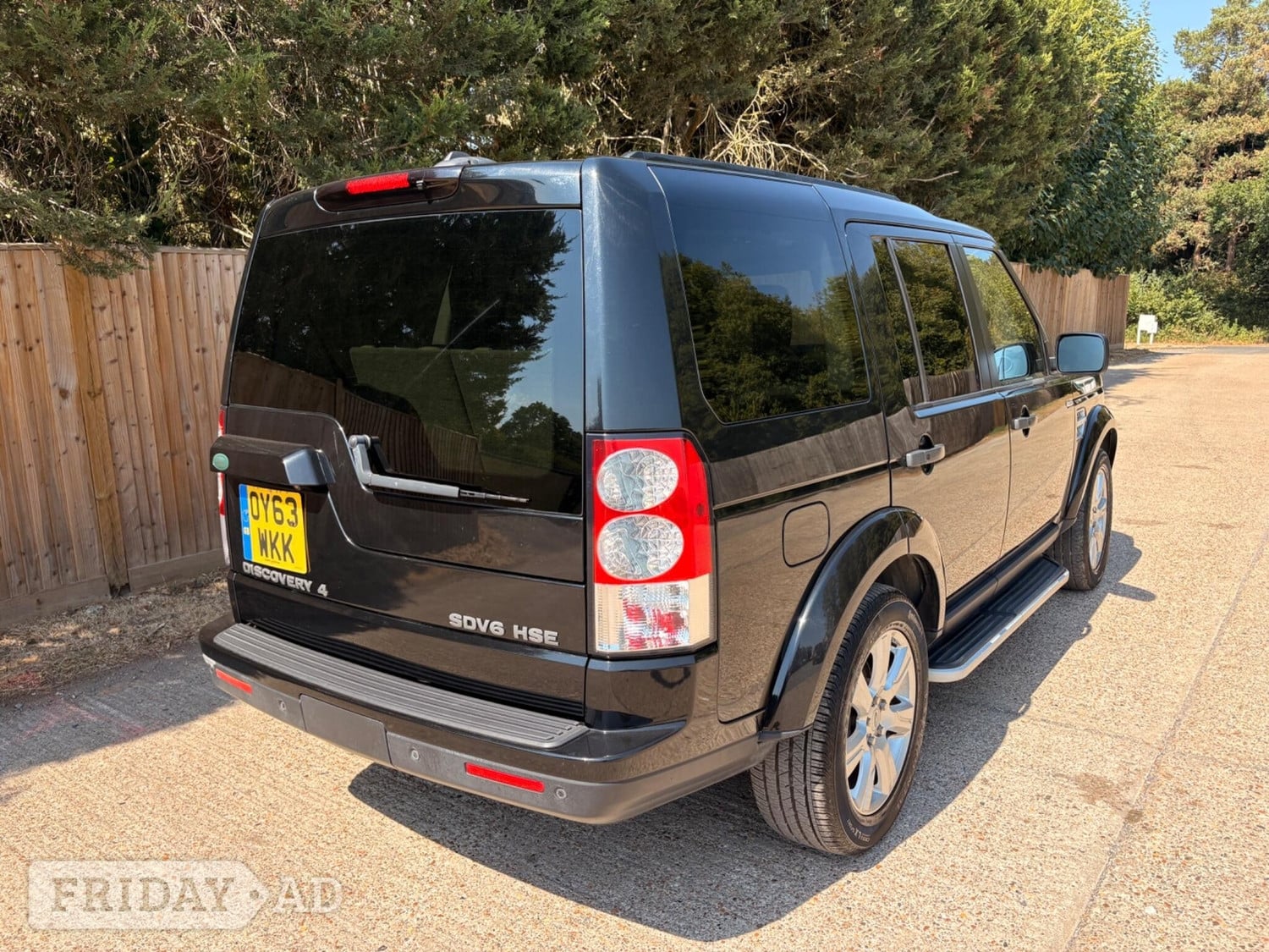 Land Rover Discovery 4 2013 - Cars in Tonbridge