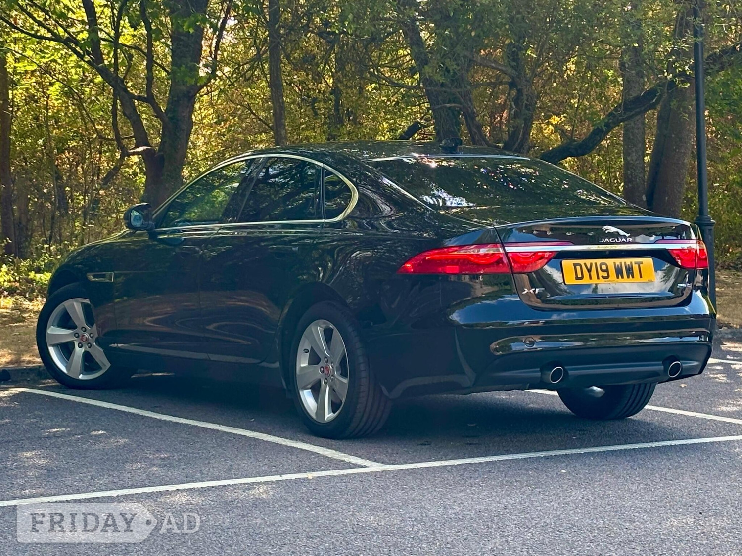 Jaguar XF 2019 - Cars in Farnham