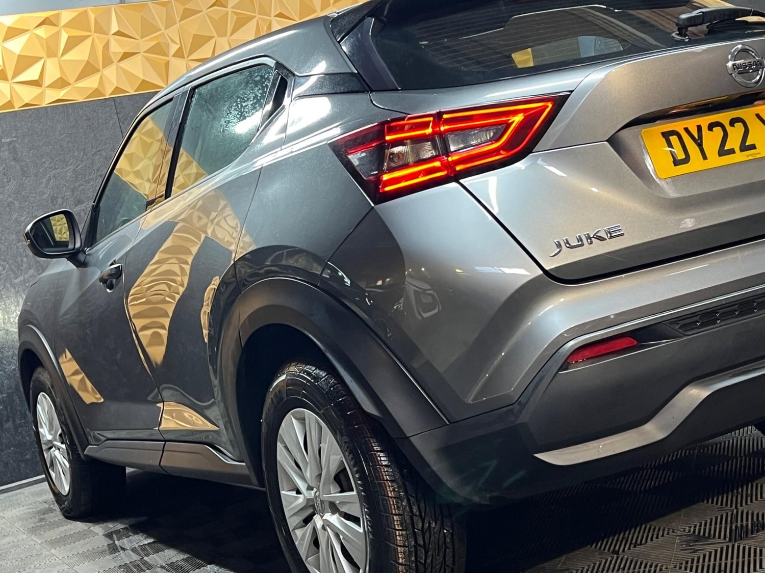 Nissan Juke 2022 - Cars in Halifax