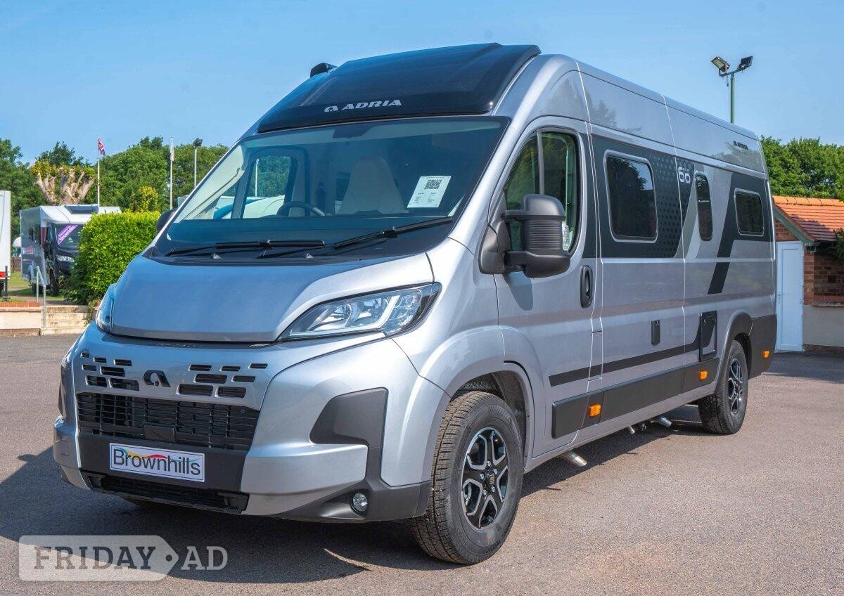 Adria Twin 640 SGX 60Y 140BHP Auto Fiat 140 2026 for sale - Motorhomes & Caravans in Newark