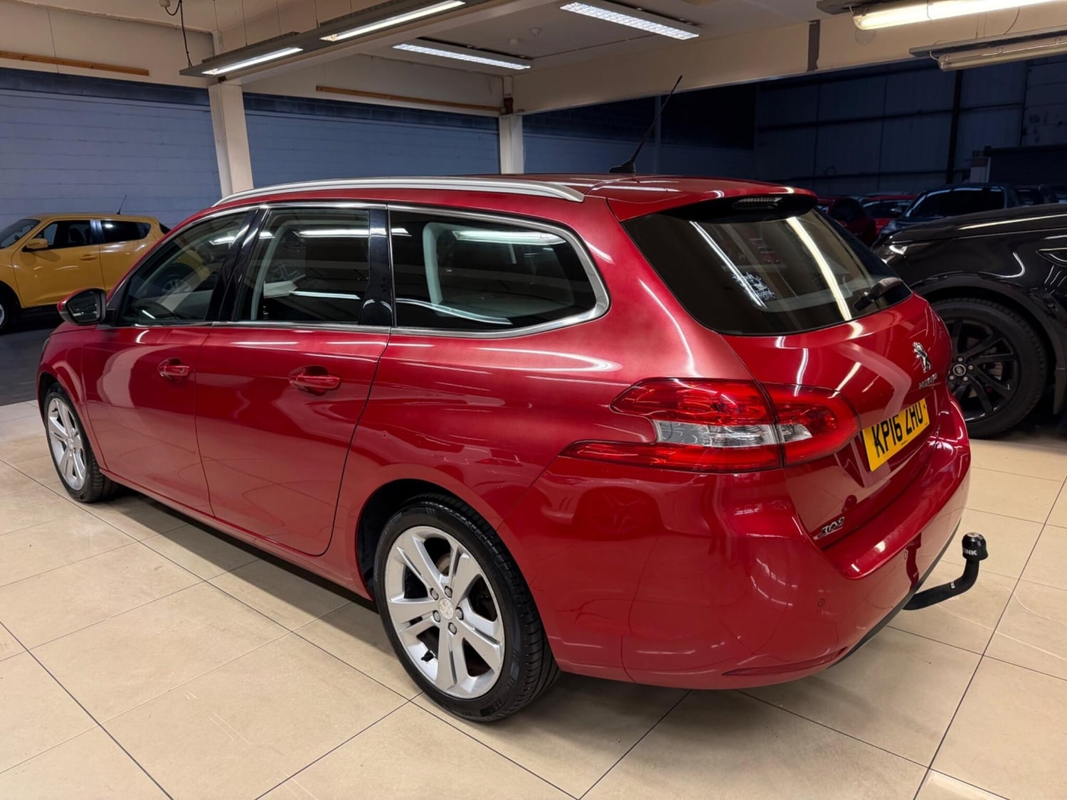 Peugeot 308 SW 2016 - Cars