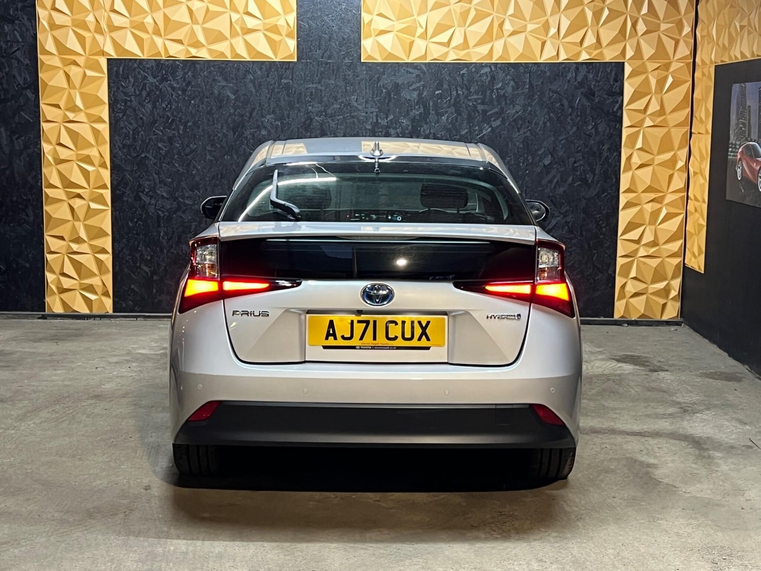 Toyota Prius 2022 - Cars