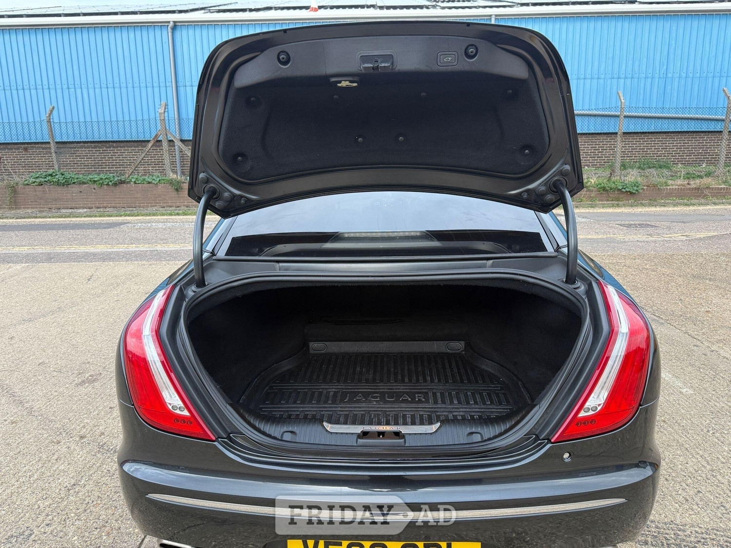 Jaguar XJ 2011 - Cars in Peterborough