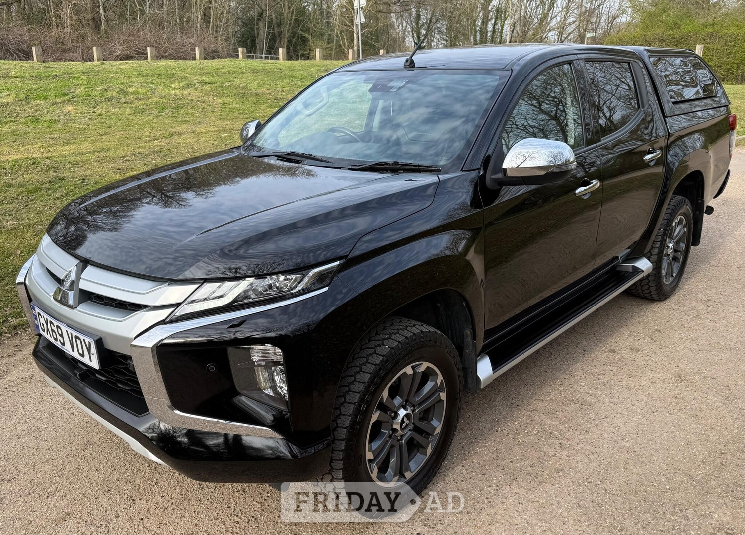 [ berth ]Mitsubishi L200
