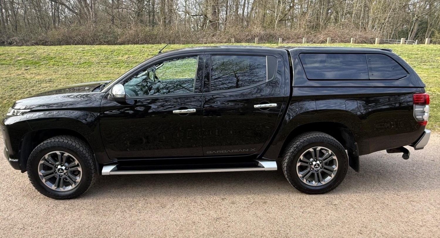 Mitsubishi L200 2019 - Vans & Commercial Vehicles