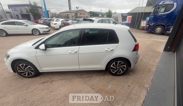 [ berth ]Volkswagen Golf
