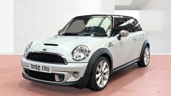 Mini Hatch 2013