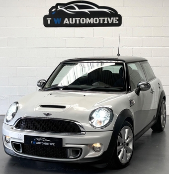 Mini Hatch 2013