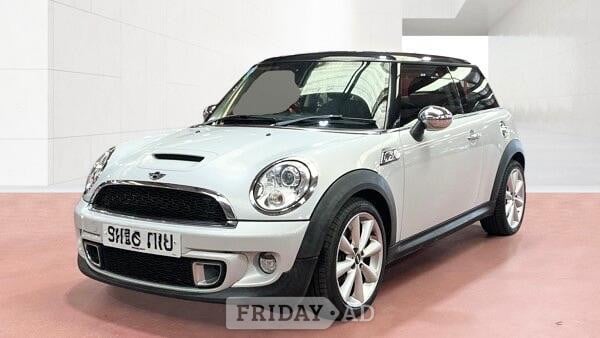 Mini Hatch 2013 in Milton Keynes