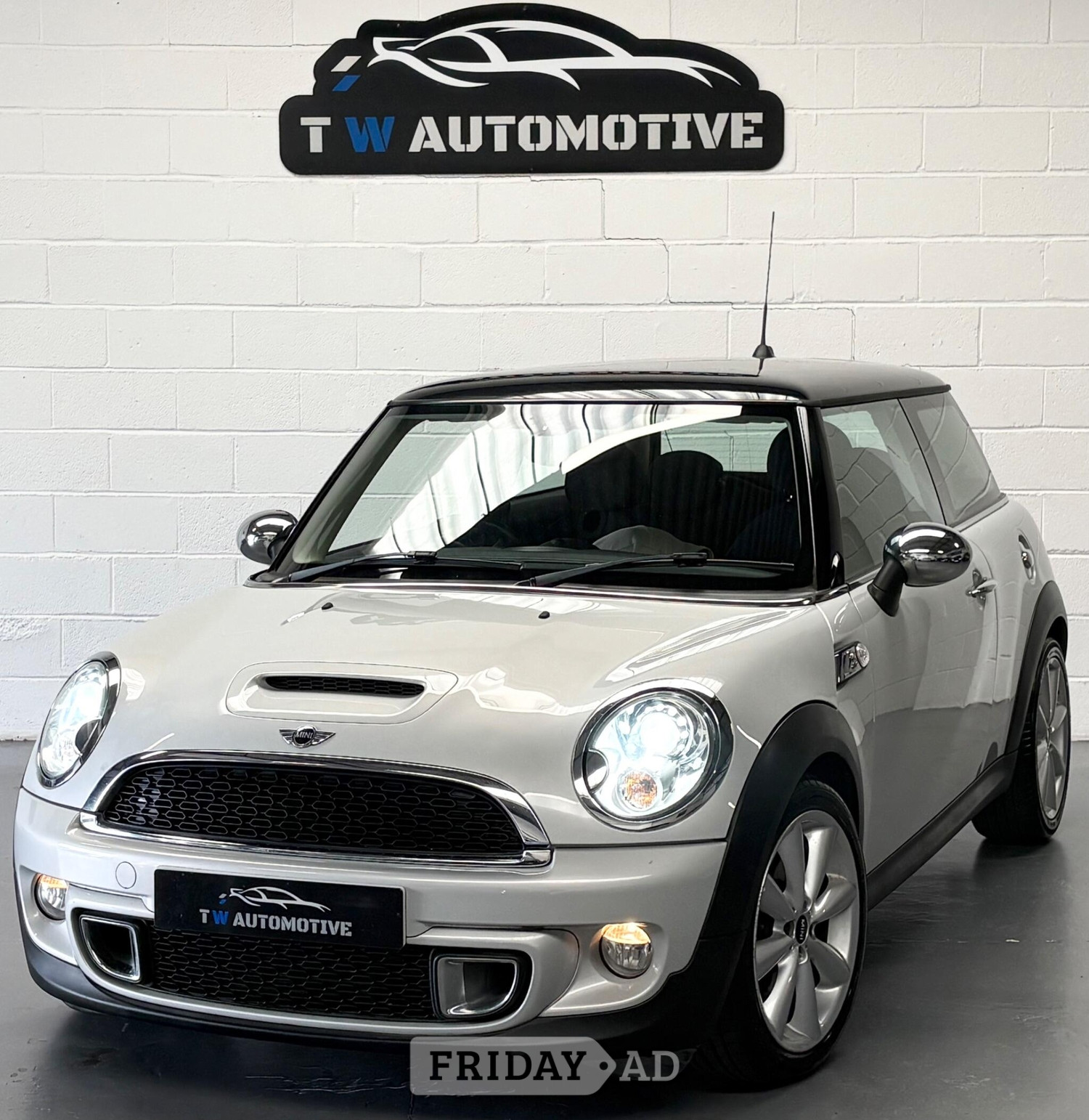 Mini Hatch 2013 in Milton Keynes