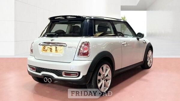 [ berth ]Mini Hatch
